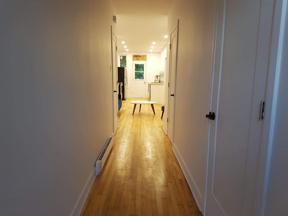 Continental Breakfast Ili Pet Friendly Ili Room A Montreal Bagian luar foto